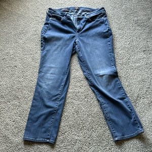Stretch, medium wash, sherry, slim, jeans